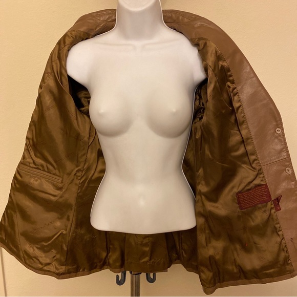 ❤️ SOLD Vintage Etienne Aigner Brown Leather 2 Button Jacket Gold Metal Size 12 - Picture 14 of 16